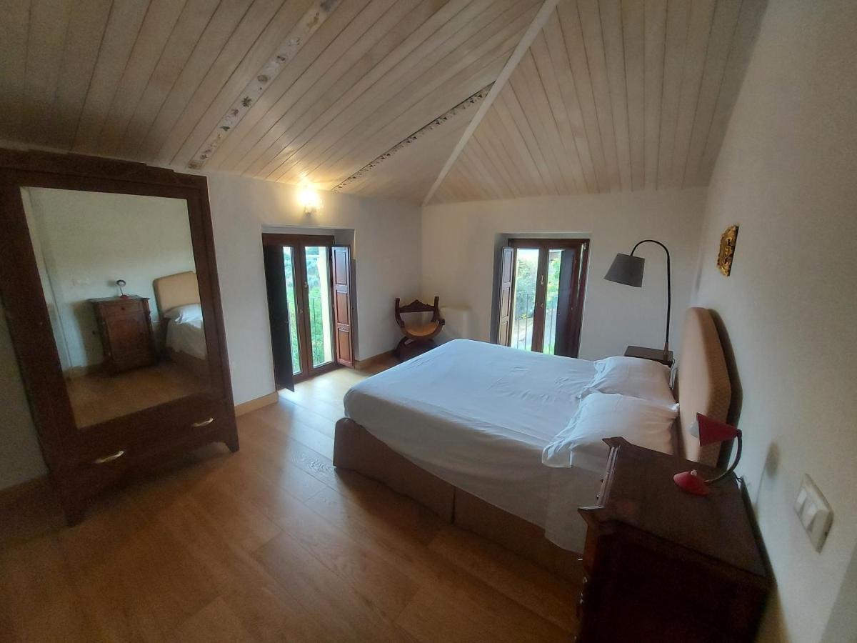 Bed and Breakfast Palazzo Scura à Vaccarizzo Albanese Extérieur photo